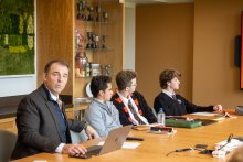 Headmaster Kidd Returns to the Classroom with Grade 12 Elective Headmaster Kidd Returns to the Classroom with Grade 12 Elective